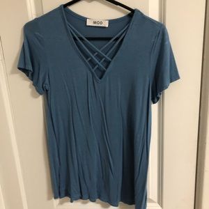 Criss cross v neckNWOT